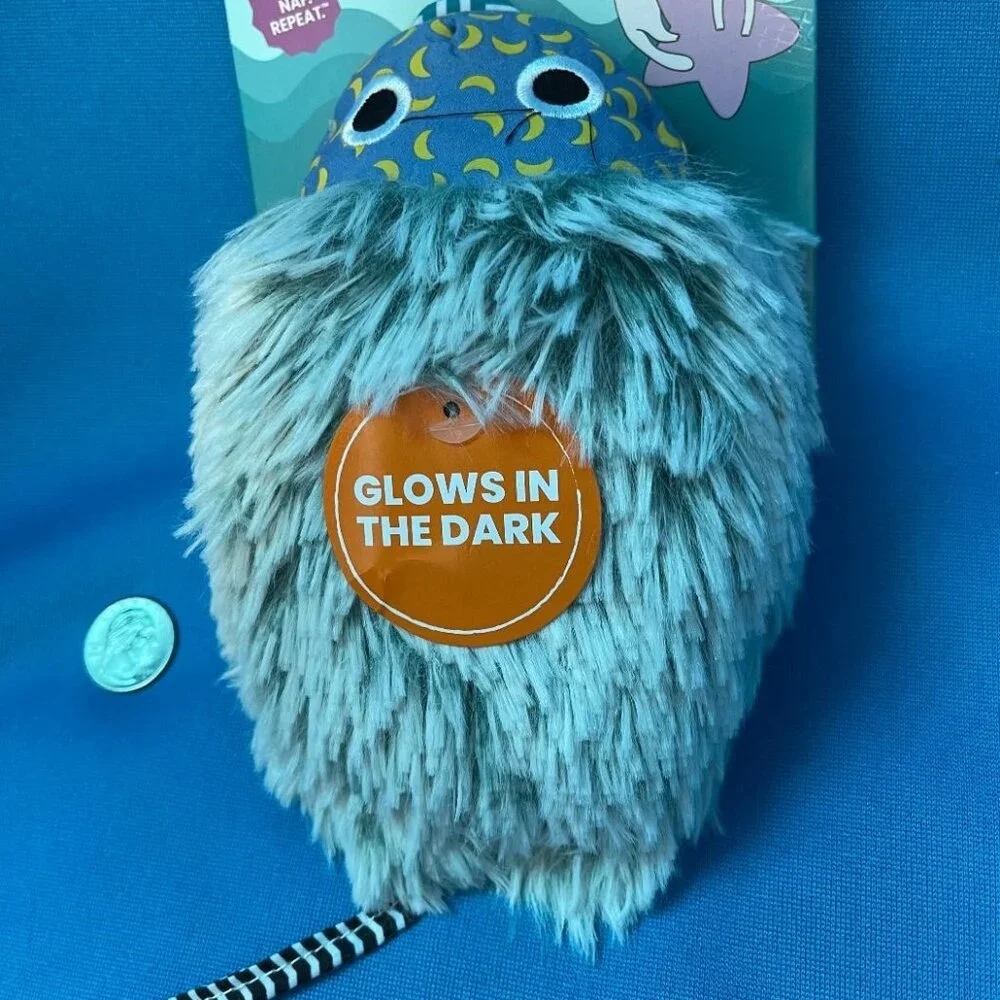 NEW ~ CATSTAGES LARGE GLOW IN THE DARK KITTY CAT NIGHTTIME CATNIP & CUDDLE TOY